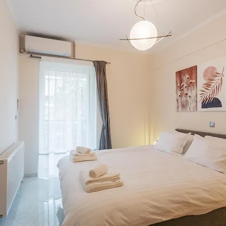 Cozy 2 Bedroom Apartment Gaia By Philoxenia-2